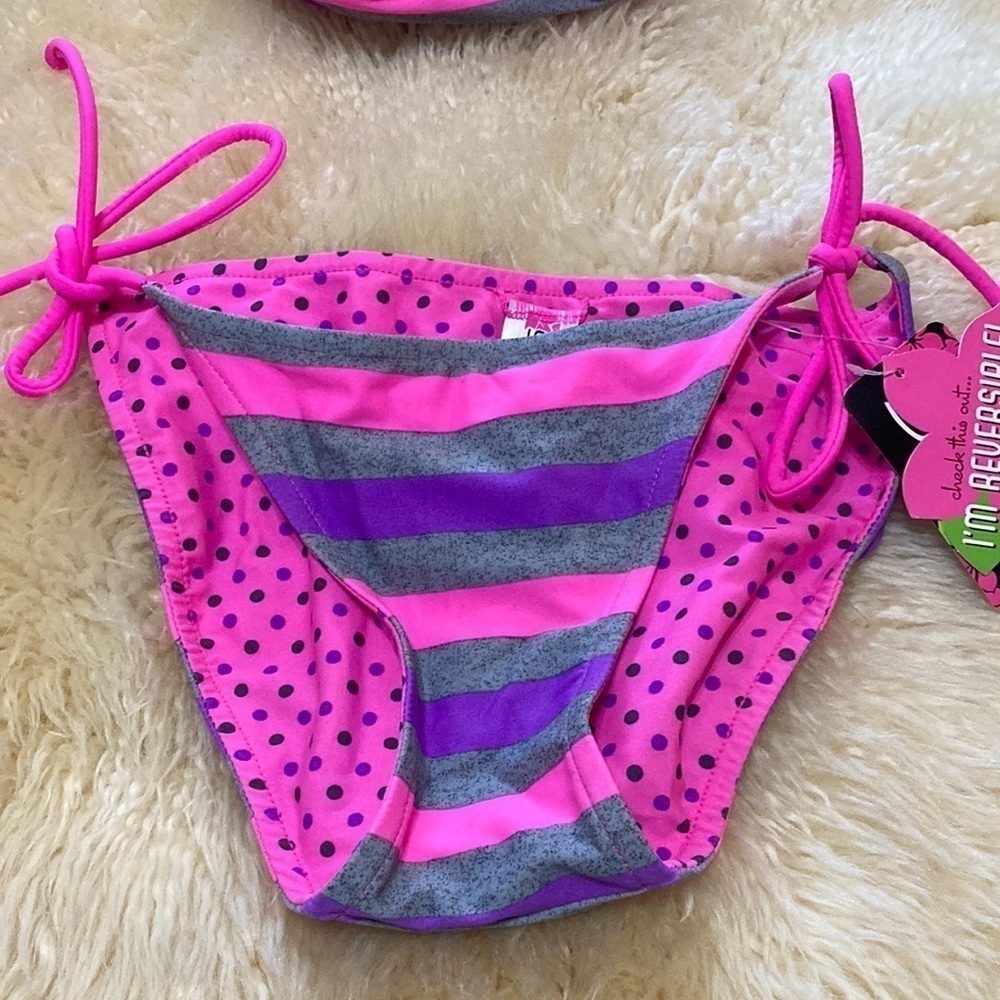 Bikini bottoms size medium reversible